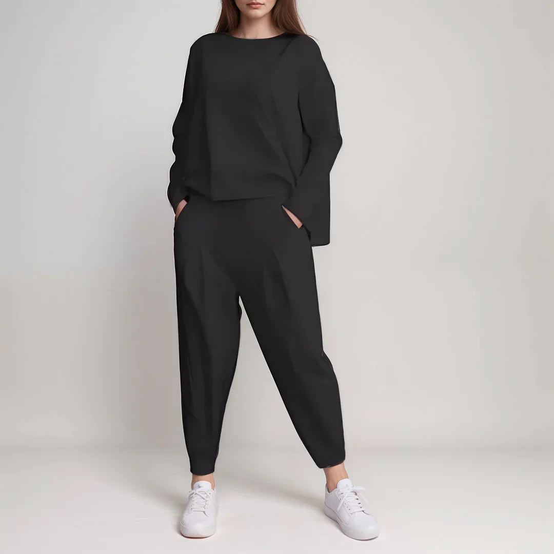 Lisa | Comfortable Two-piece Set with Round Neckline